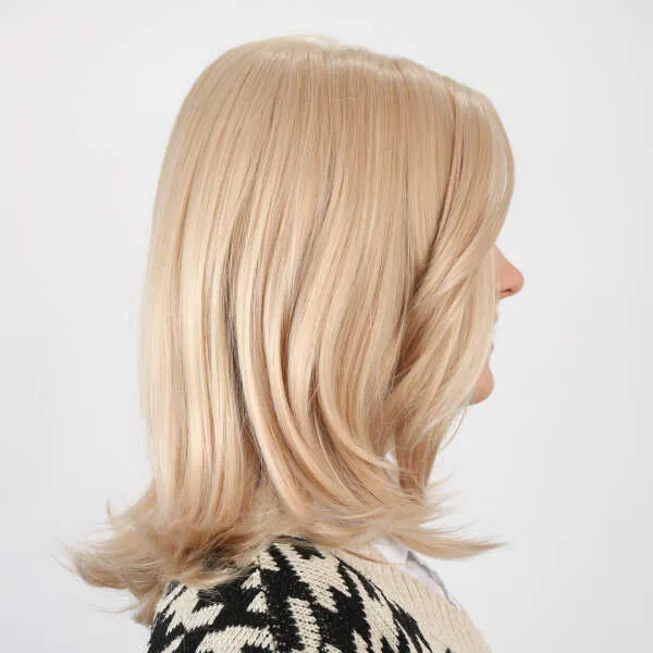 Eleanore - Voluminous layered platinum blonde wig